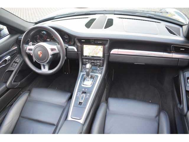 Left hand drive car PORSCHE 911 TURBO (01/12/2015) - 